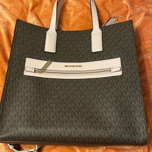 Large MK tote
